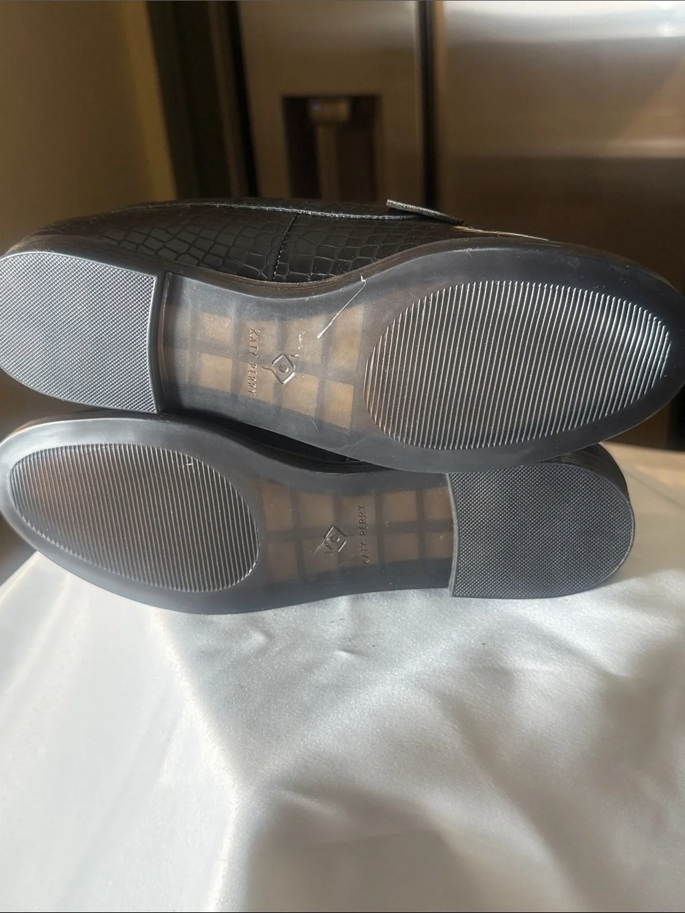 Katy Perry Collections Men’s Black Croc-Embossed Penny Loafers